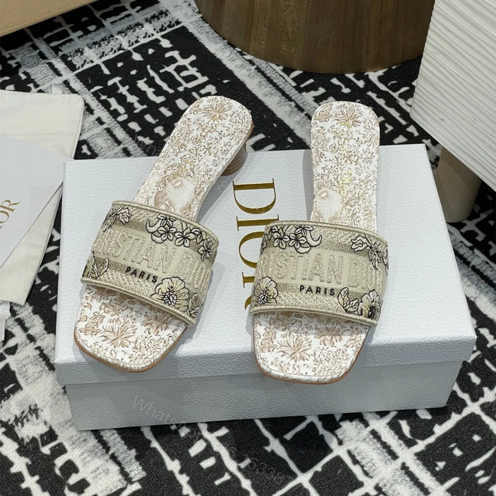 高仿Dior*Dway系列KCO221圓頭套腳拖鞋短踭金色印花免檢版 — view 1