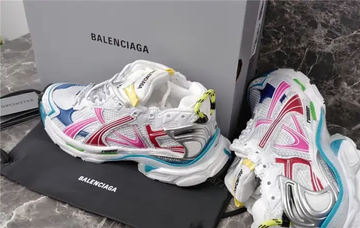View 9 of BALENCIAGA RUNNER SNEAKER IN MULTICOLORED – BB262