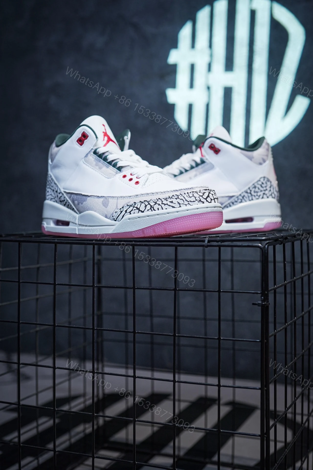 View 3 of Air Jordan 3 Retro Wings replica