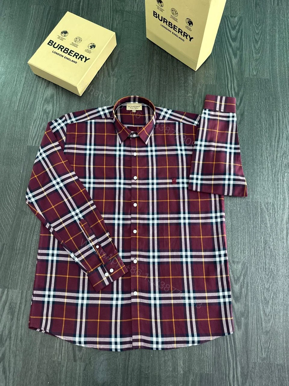 View 2 of FIRST COPY BURBERRY CHECKS STORE ARTICLE