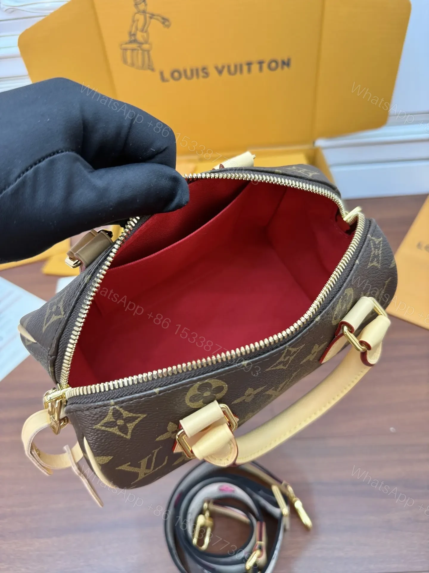 View 5 of Louis Vuitton Speedy Bandoulière 20 in Monogram