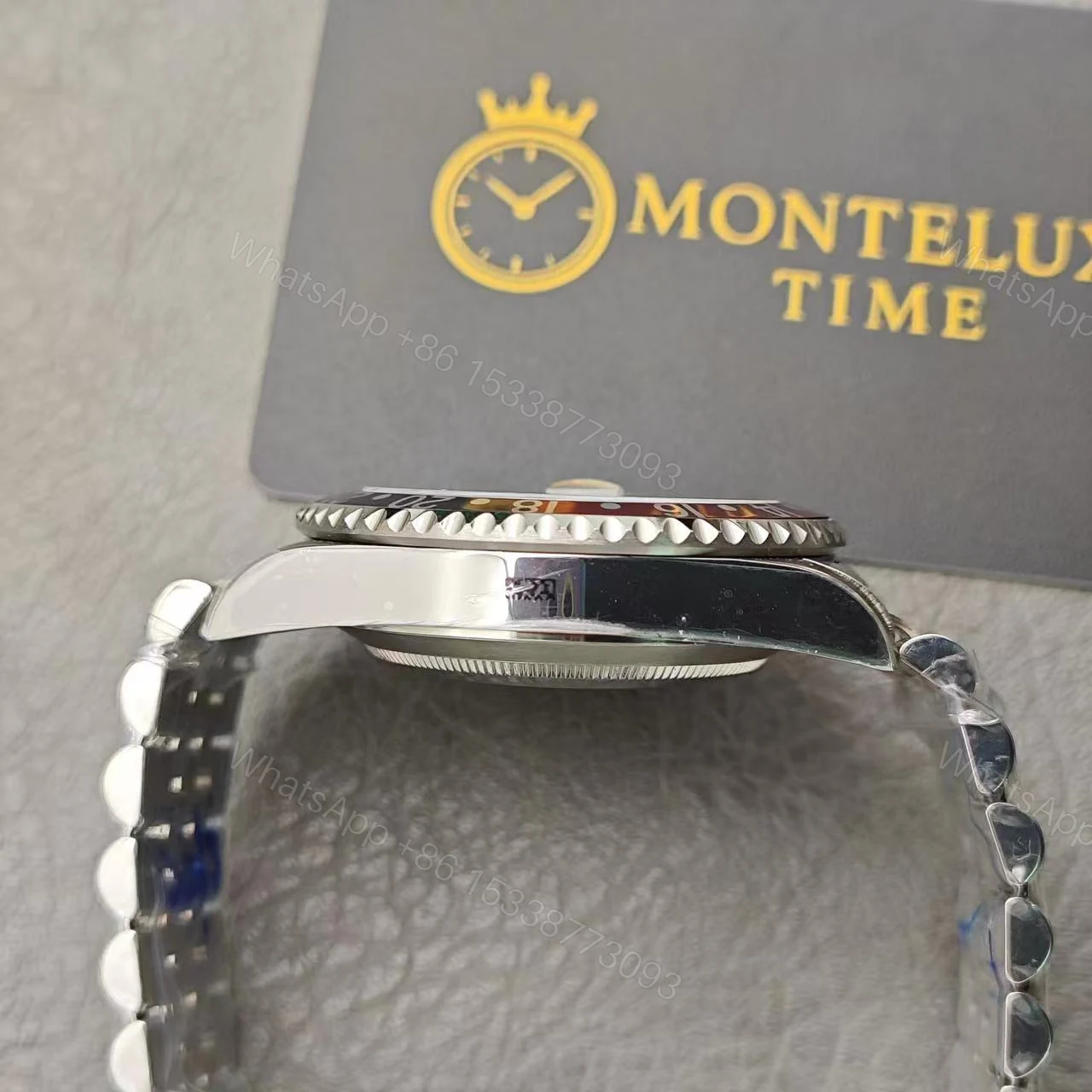 View 7 of Replica Rolex GMT-Master Black Dial 16710 “Pepsi”