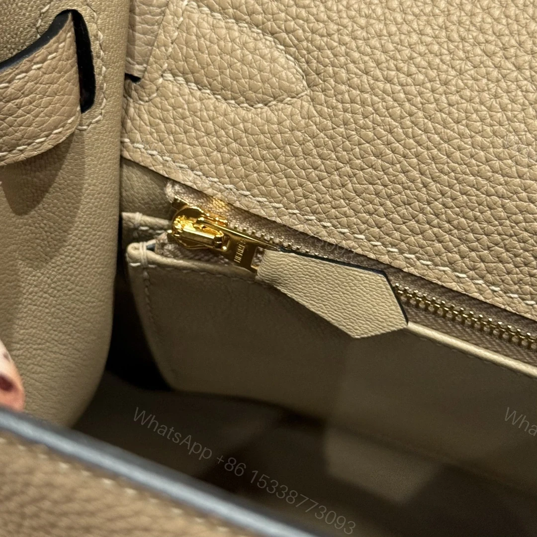 View 15 of 高仿Hermes*Kelly28系列H043230TCS2風衣灰金扣牛皮純手工