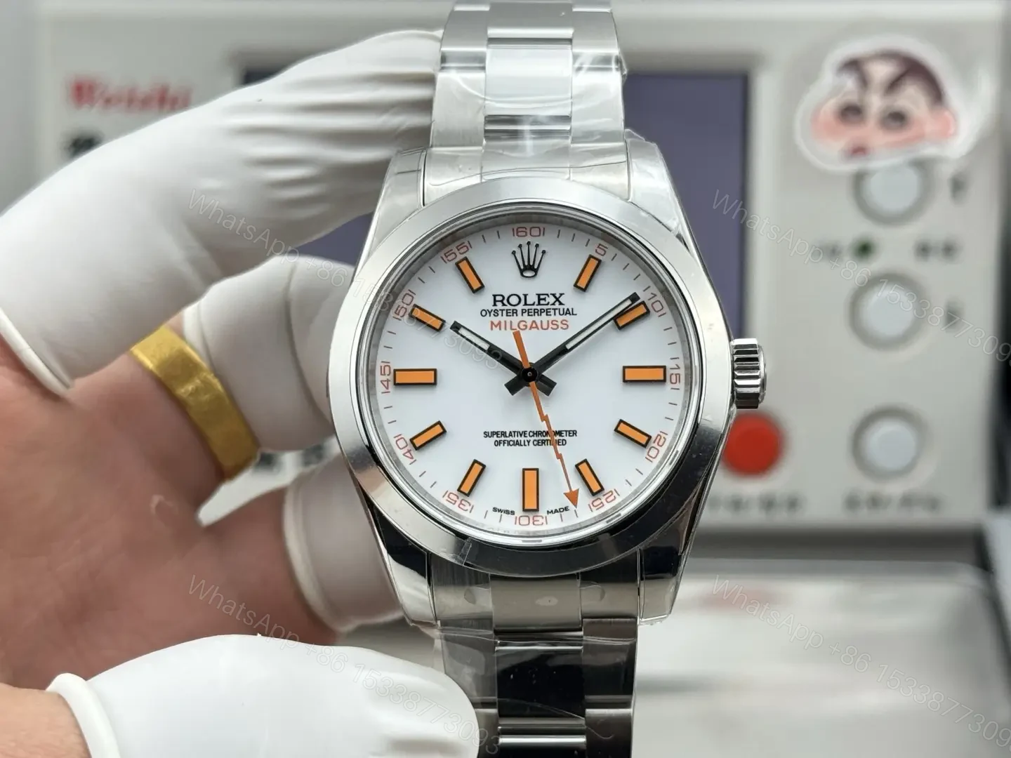 Rolex Milgauss White Dial Orange Markers Replica 116400-0002 — view 1