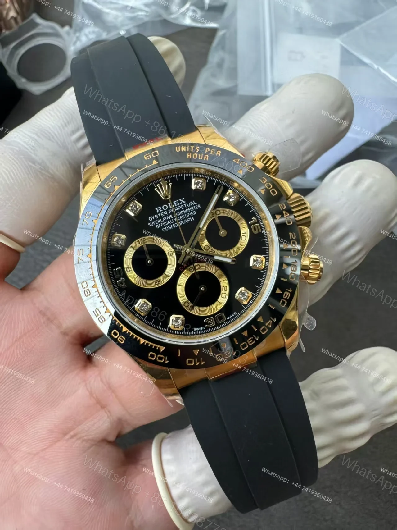 View 6 of Rolex Daytona 1:1 Replica – M116518LN-0078 Black Diamond Dial 18K Gold 4130 Super Clone