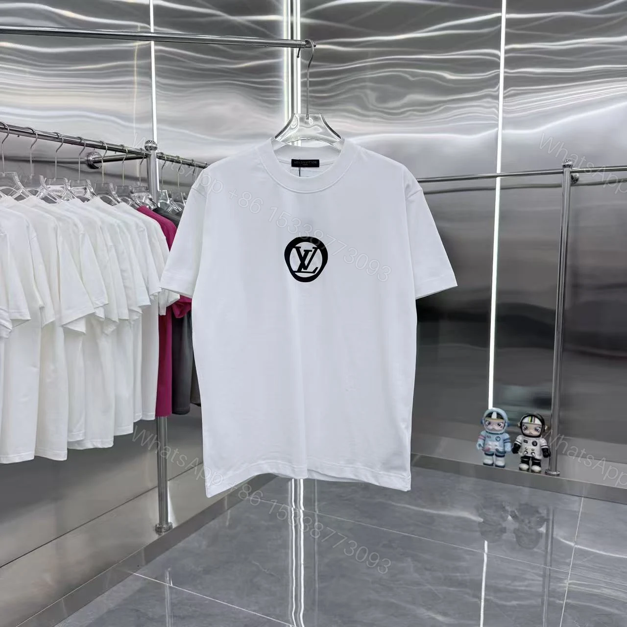 LV A貨 白色圓形 Logo 印花短袖|清爽耐看男款休閒T恤 — view 1