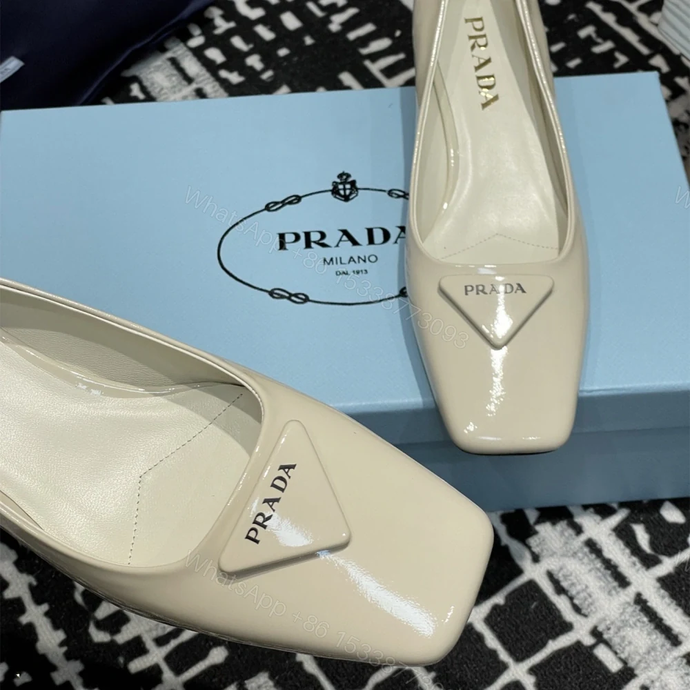 View 7 of 高仿Prada*1l628B方頭粗跟單鞋3.5CM白色免檢版