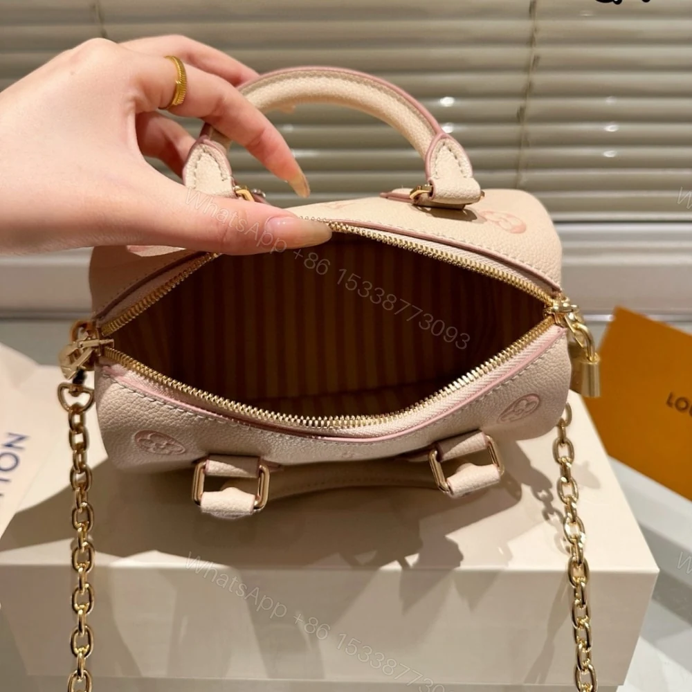 View 5 of Louis Vuitton Speedy Bandoulière 20 Eden 20Cm M14291