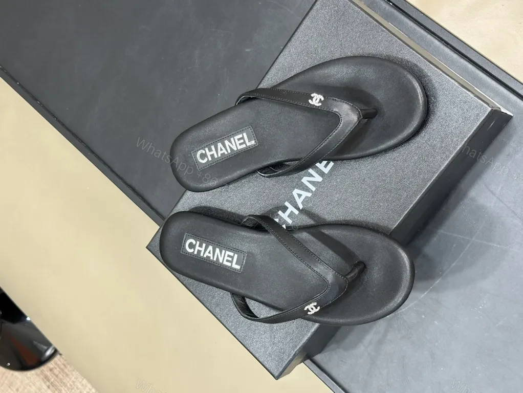 Chanel-Inspired Black Leather Flip-Ons – Subtle Luxury Sandals — view 1