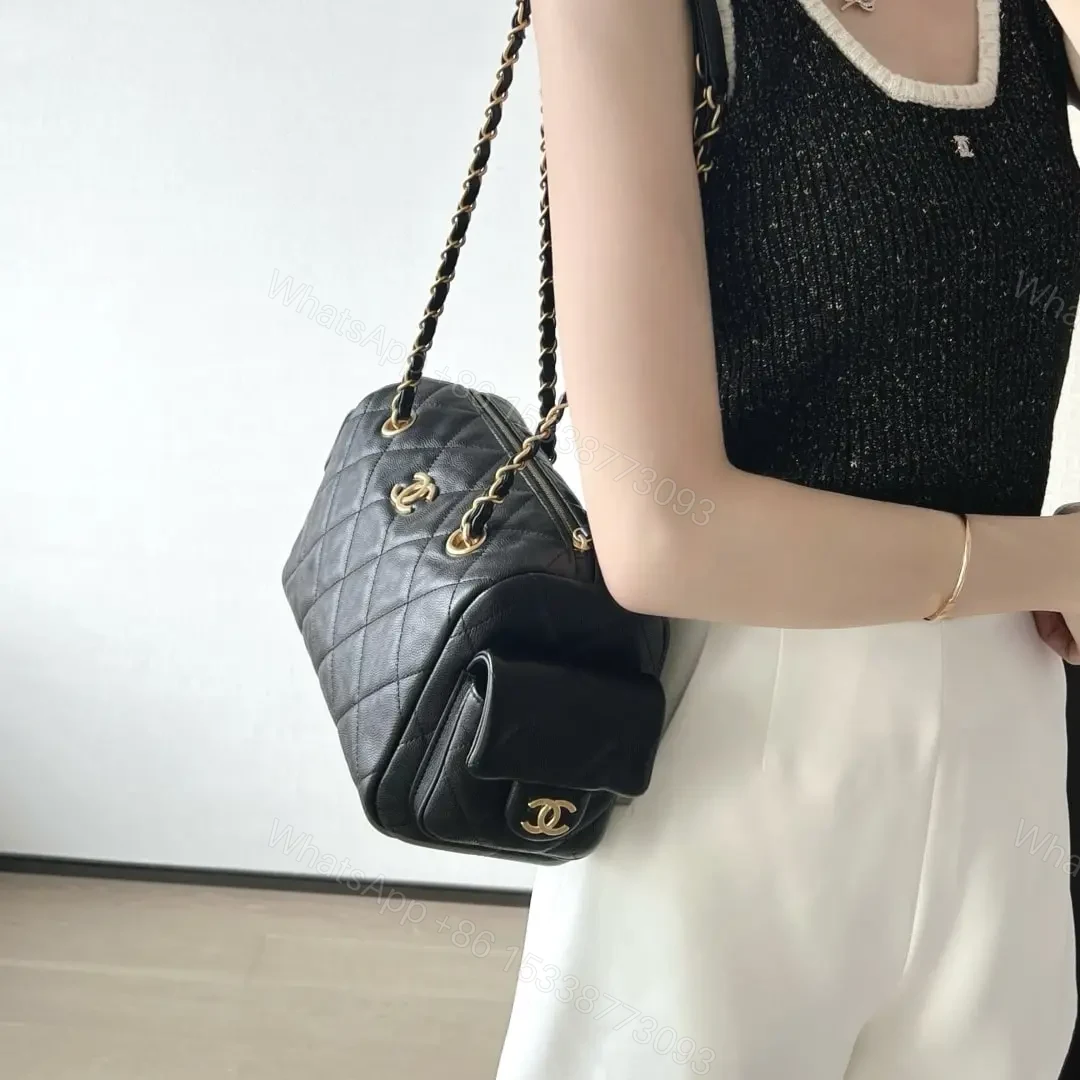 View 13 of 高仿Chanel*25K系列AS5792小牛皮腋下包黑色小號免檢版