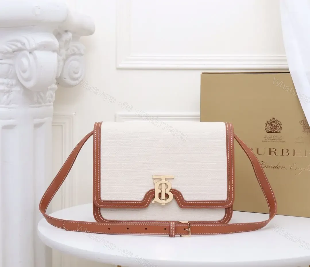 BURBERRY — view 1
