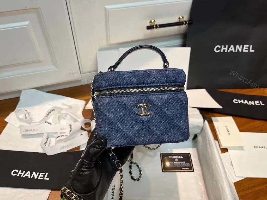 Mini Denim Chanel Logo Crossbody – City-Chic Compact Bag — view 1
