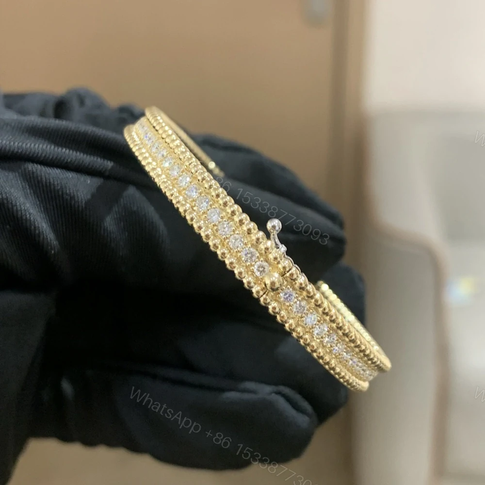 View 5 of 高仿首飾VanCleef&Arpels*RP27A00單排鑲鑽黃金手鐲