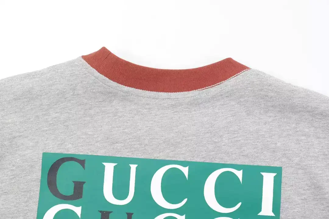 View 4 of Gucci T-Shirt – GC0113