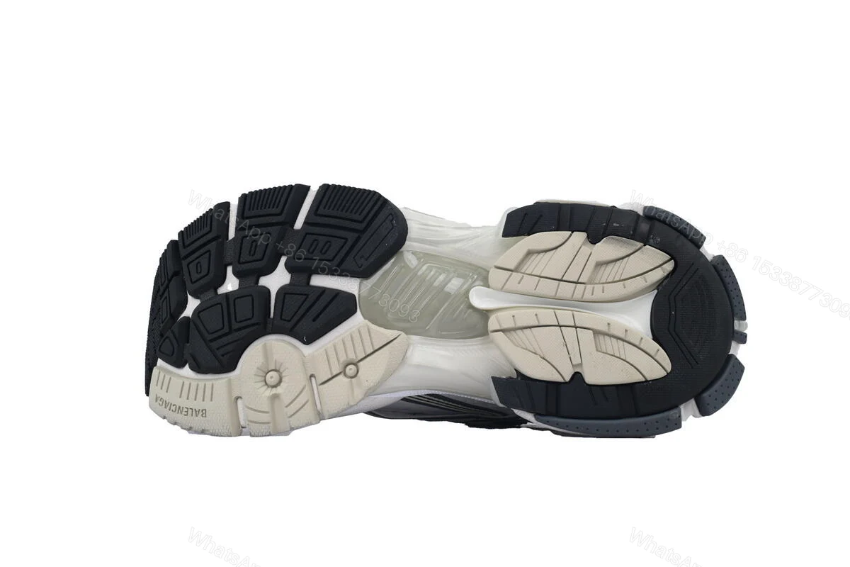 View 3 of Balenciaga Runner Sneaker Lan Bai Hei 772767 W3RNY 0623