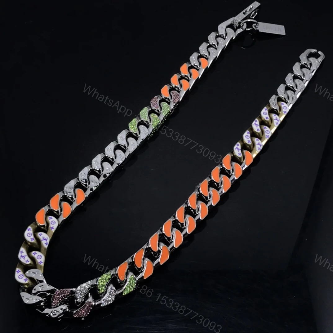 View 2 of EN – Lux LV Necklaces 056