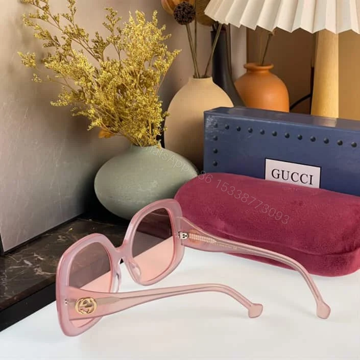 View 4 of GUCCI SUNGLASSES – GST06