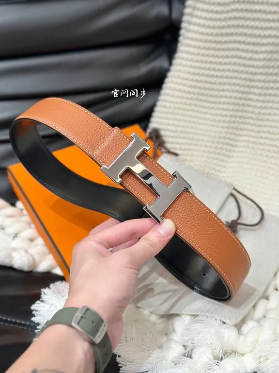 View 2 of Brushed-Hardware Leather Belt with H Buckle â€“ 38mm Luxury