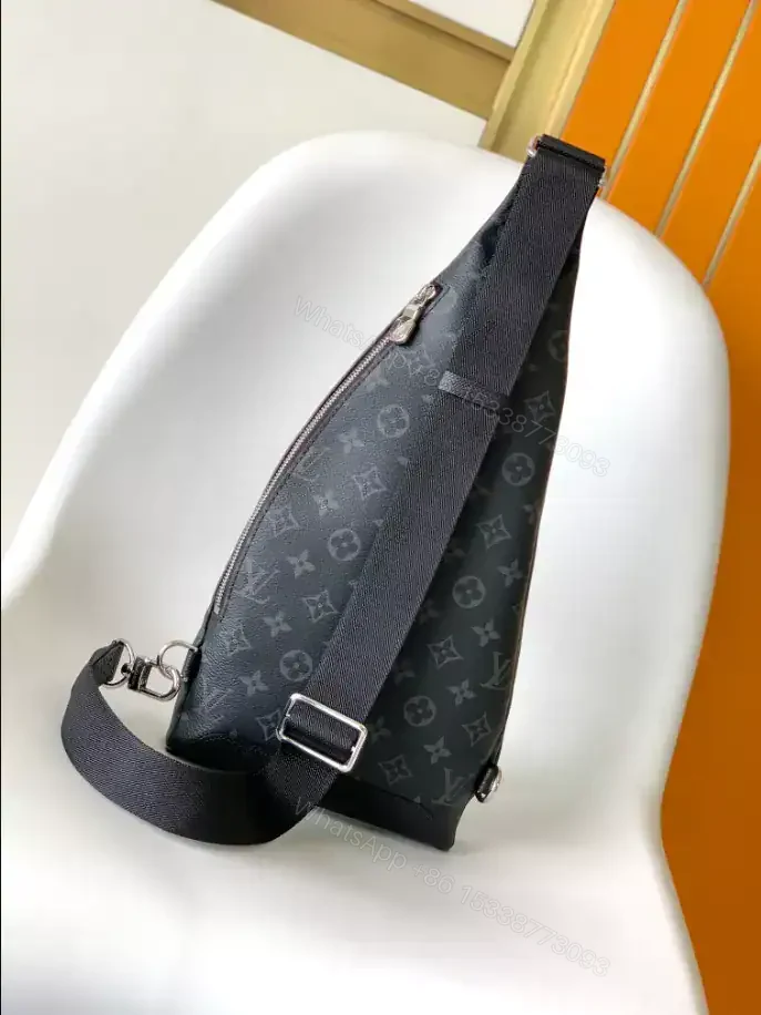 View 3 of LOUIS VUITTON DUO SLINGBAG – LBV418