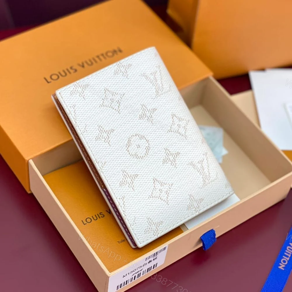 View 4 of Louis Vuitton Passport Cover Monogram Heritage Off White 14Cm M15075