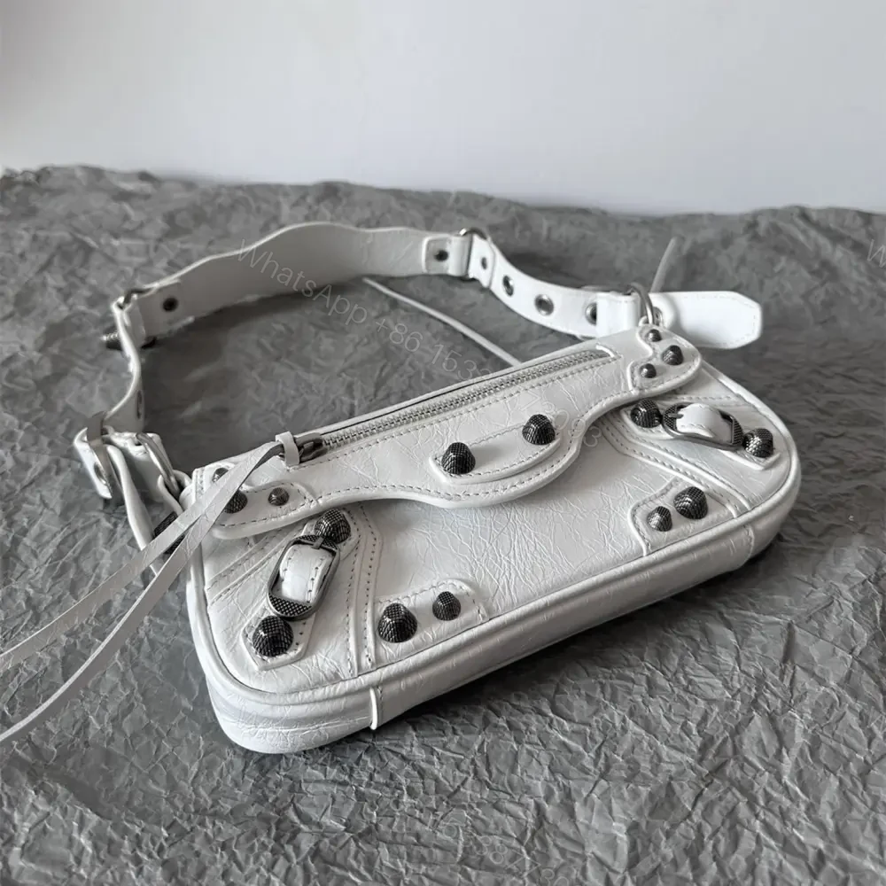 View 7 of 高仿Balenciaga*LeCagole2024新款法棍包白色XS