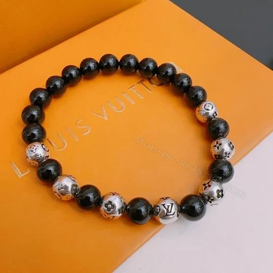 View 3 of LV bracelet 11ly227