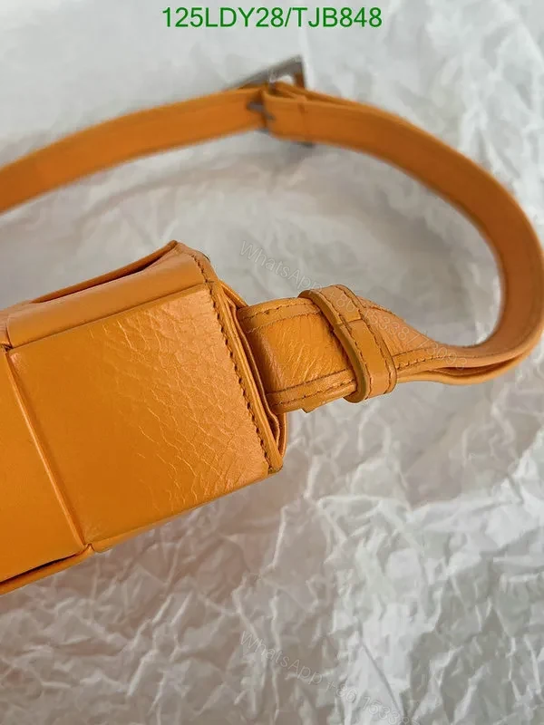 View 95 of Bottega Veneta Premium Nappa Leather Intrecciato Weave Bag with Magnetic Fastening BV9101