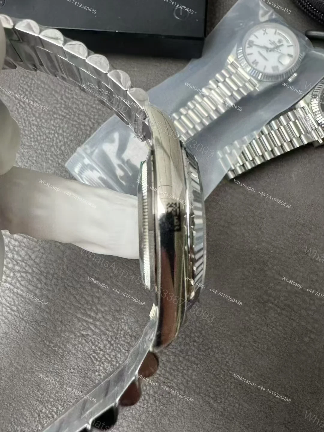 View 9 of Rolex Day-Date M228239-0046 1:1 Replica White Roman Dial 40MM 3255 Movement Presidential Bracelet Super Clone Watch