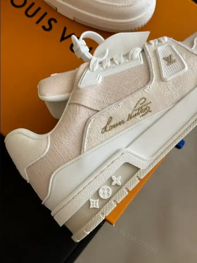 View 10 of LV TRAINER SNEAKER – LSVT423