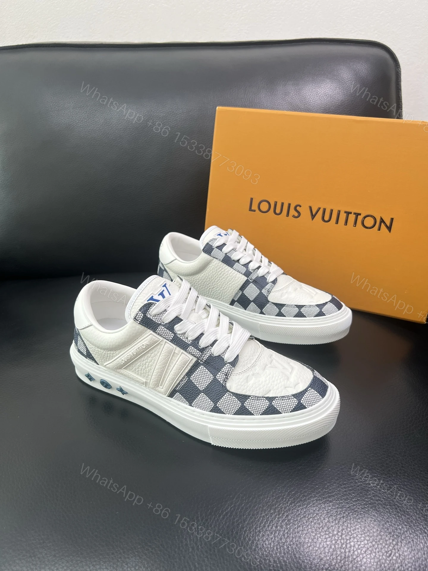 LV 高仿休閒鞋 Damier 藍白格紋 男士時尚板鞋 — view 1