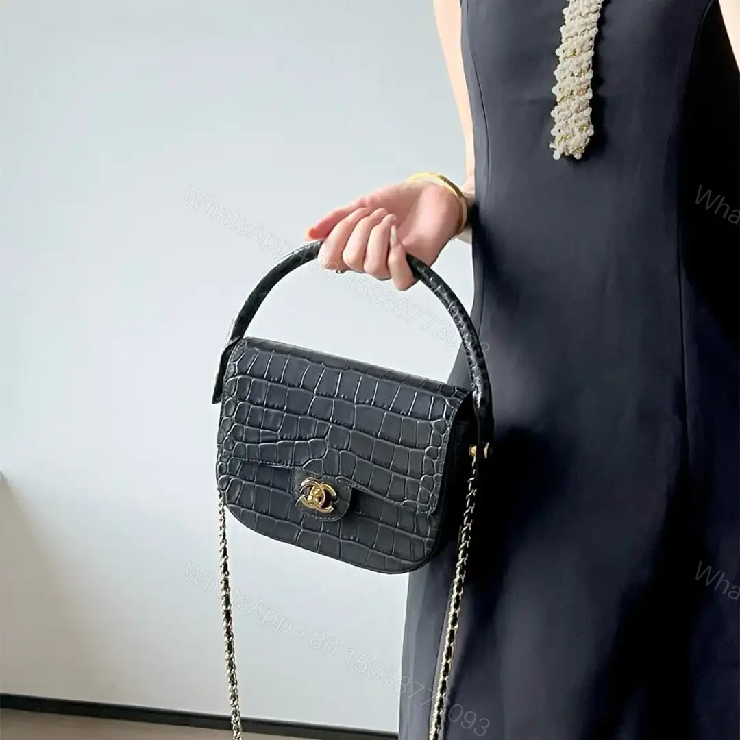 View 20 of 高仿Chanel*26A系列AS6424高級手工坊牛皮鱷魚紋手袋免檢版