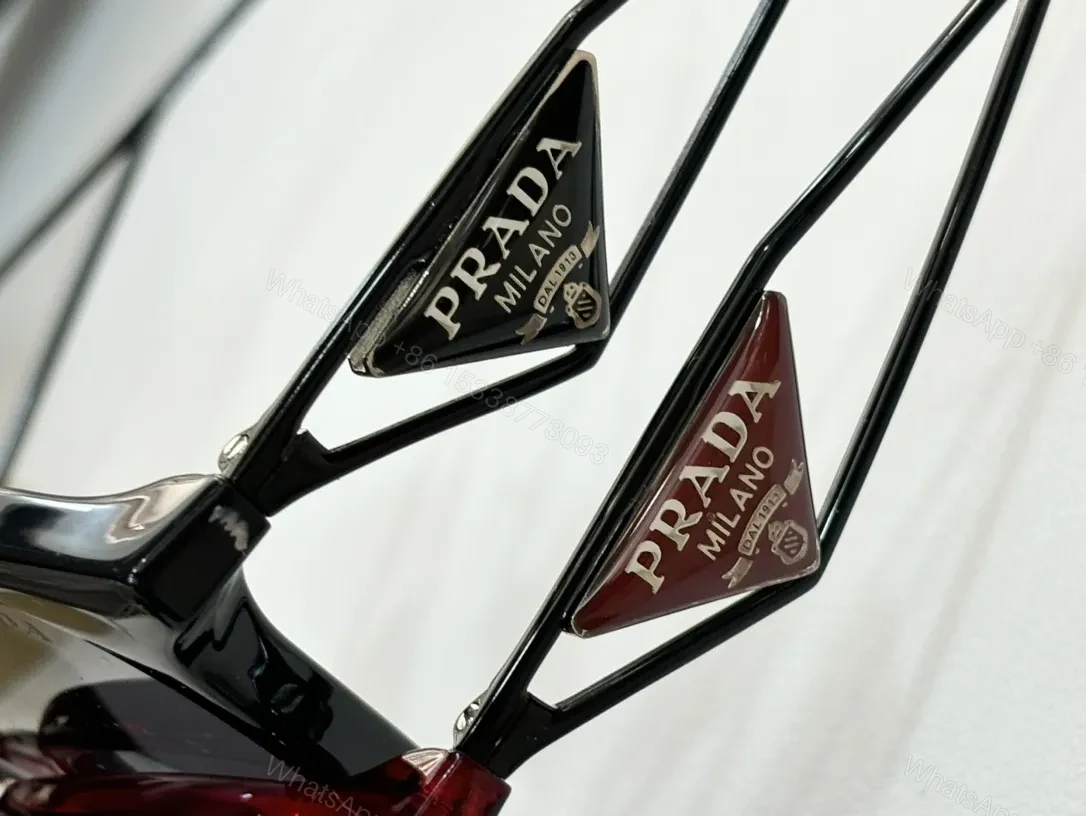 View 5 of Chic Dragonfly Sunglasses: All‐Day Comfort Showcase