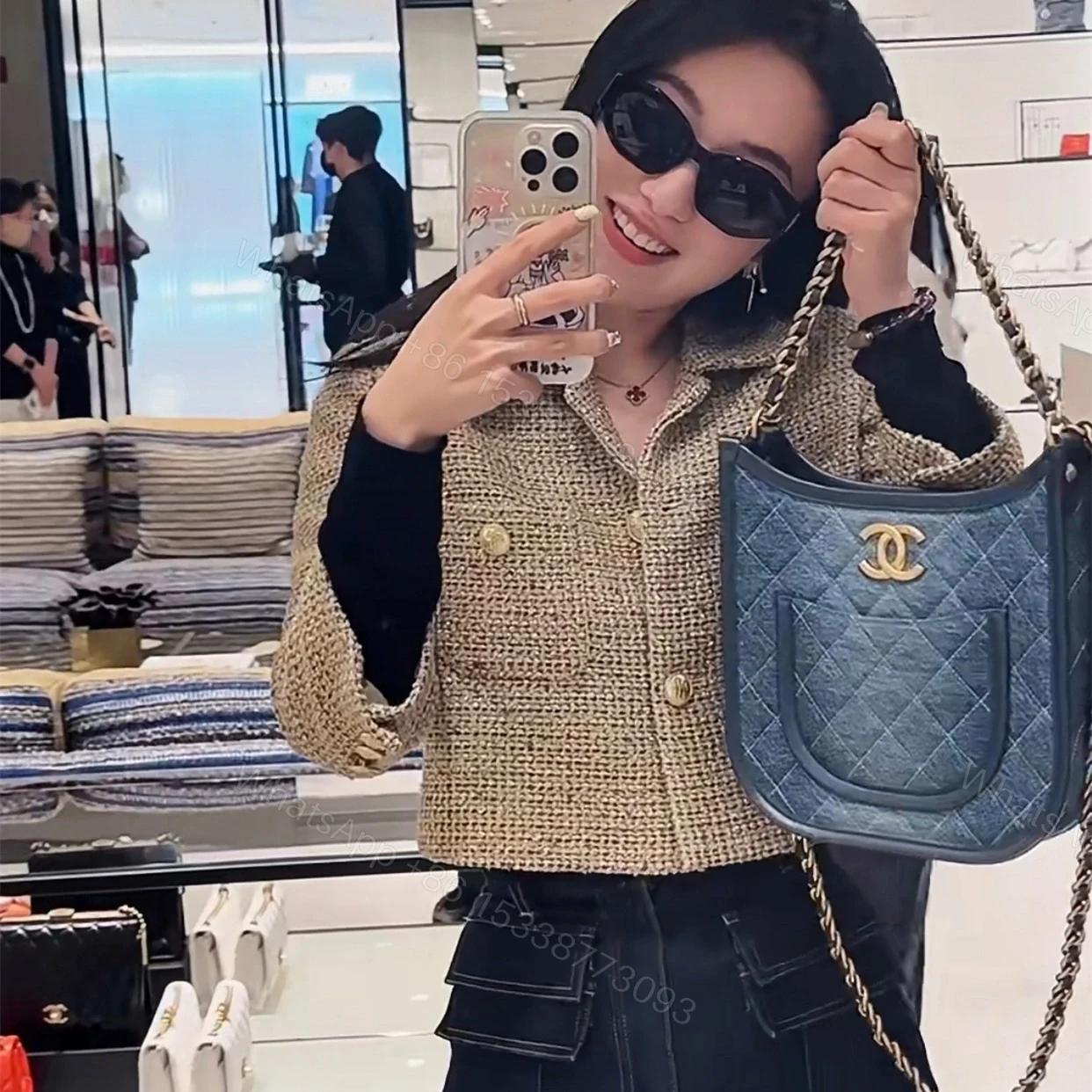 View 18 of 高仿Chanel*24S系列AS4532水洗丹寧Hobo包大號免檢版