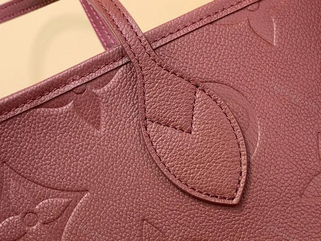 View 5 of Louis Vuitton LV Never Full Plum Red Handbags 32x29x17cm
