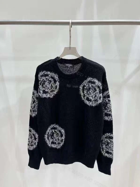 CHANEL — view 1