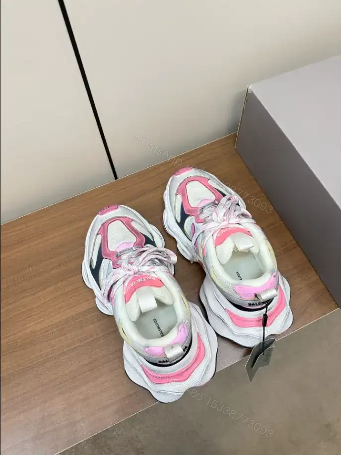 View 8 of BALENCIAGA CARGO SNEAKER – BB239