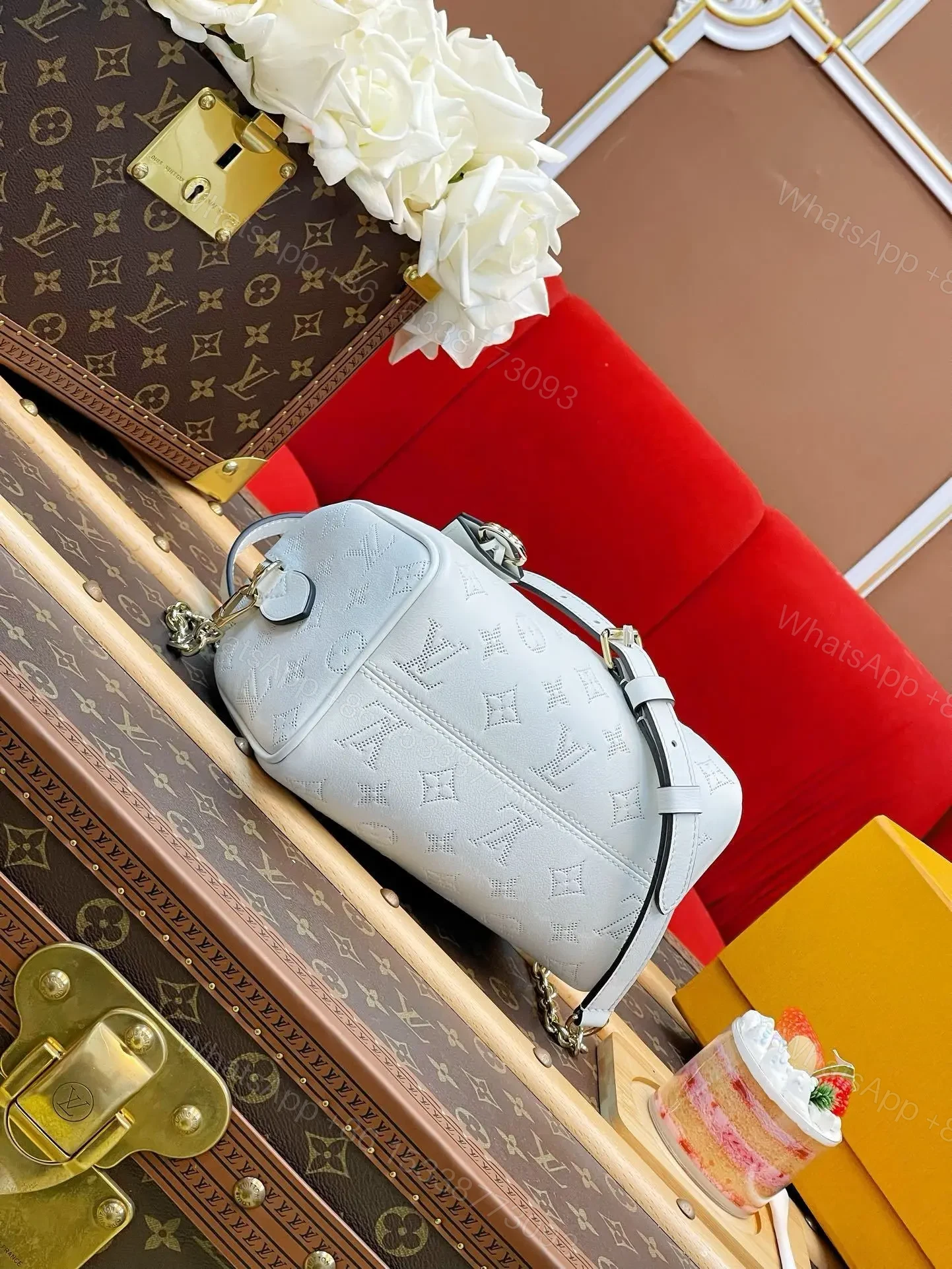 View 6 of Louis Vuitton Speedy Bandoulière 20 handbag