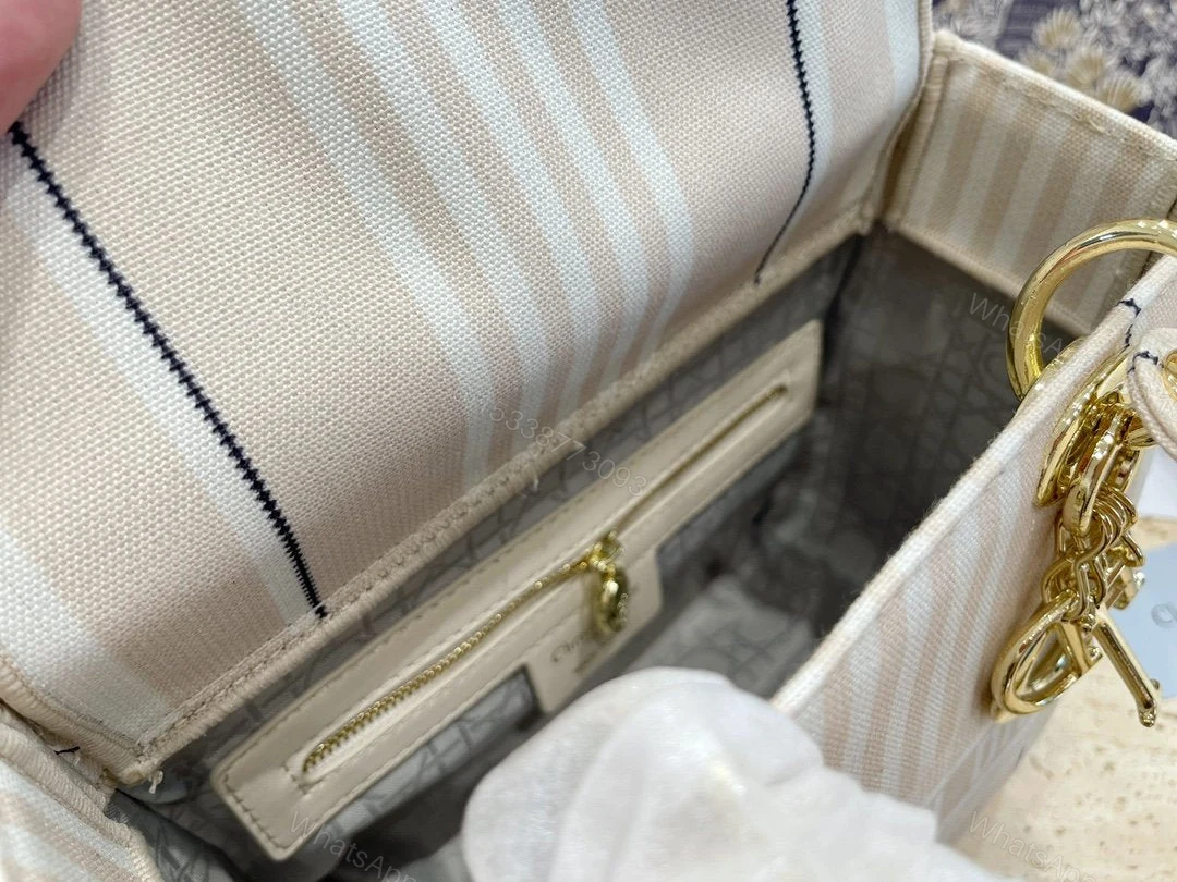 View 3 of MEDIUM LADY D-LITE BAG
