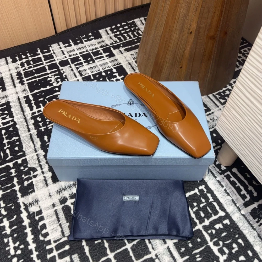 View 2 of 高仿Prada*1S825B方頭皮質休閒拖鞋棕色免檢版