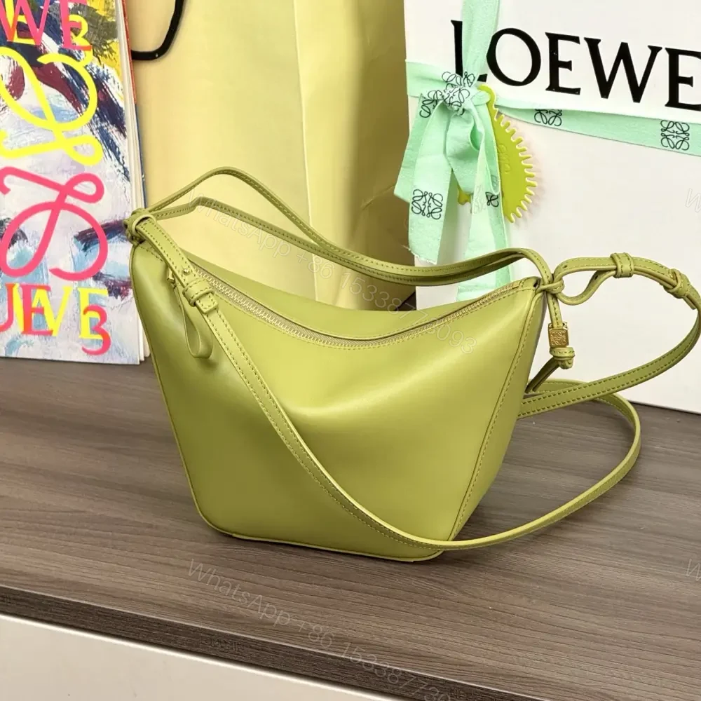 View 7 of 高仿Loewe*Hobo系列4221單肩斜挎包淺苔綠Mini免檢版