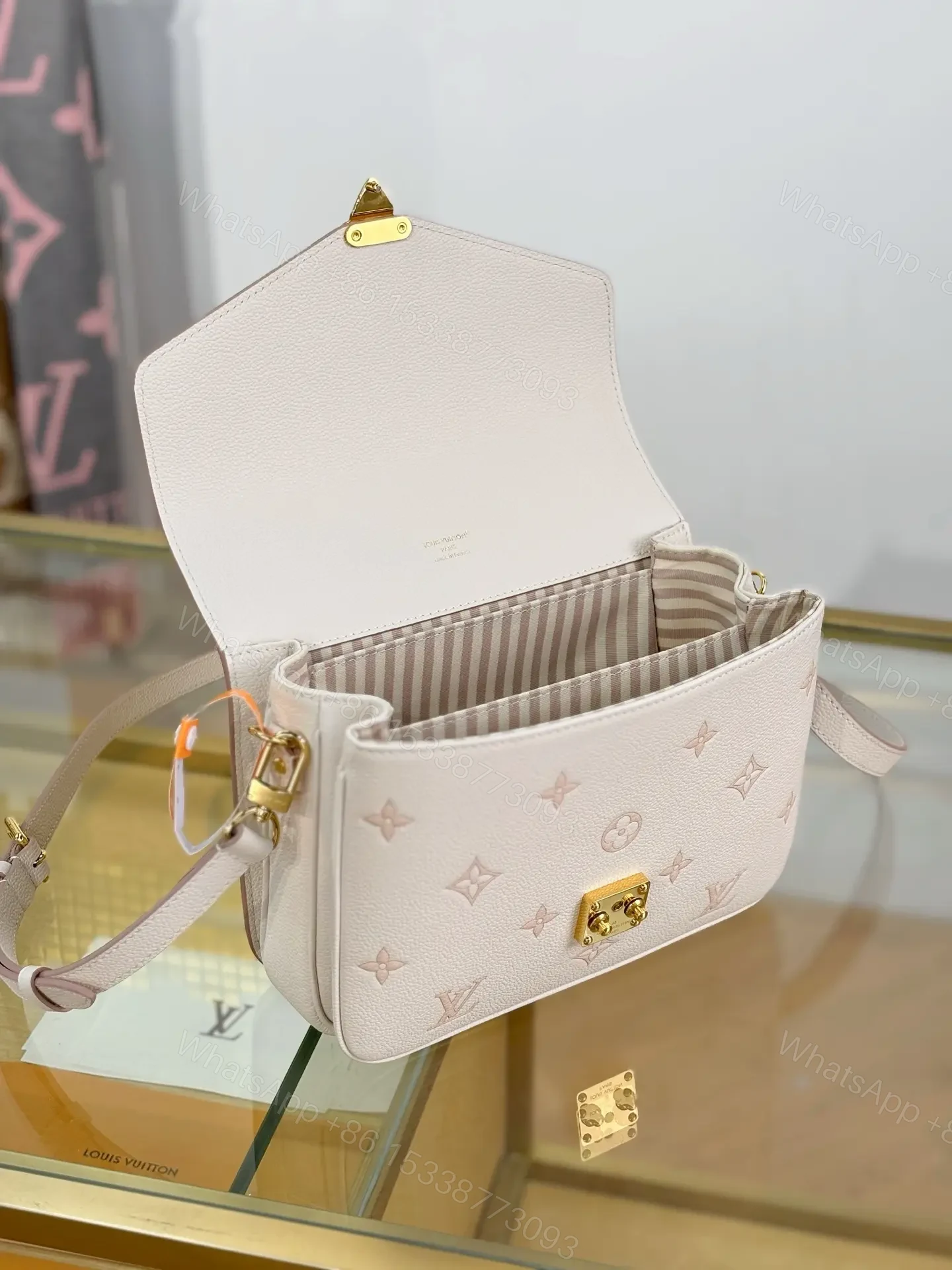 View 3 of Louis Vuitton Pochette Métis