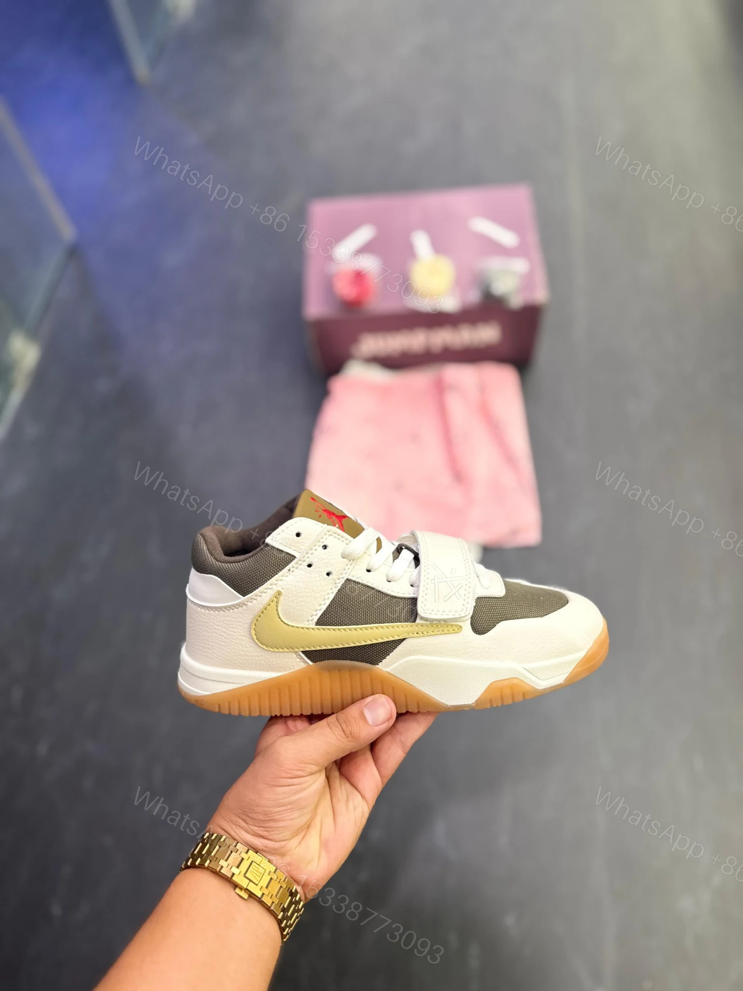 View 7 of FIRST COPY AIR JORDAN JUMPMAN JACK TR TRAVIS SCOTT