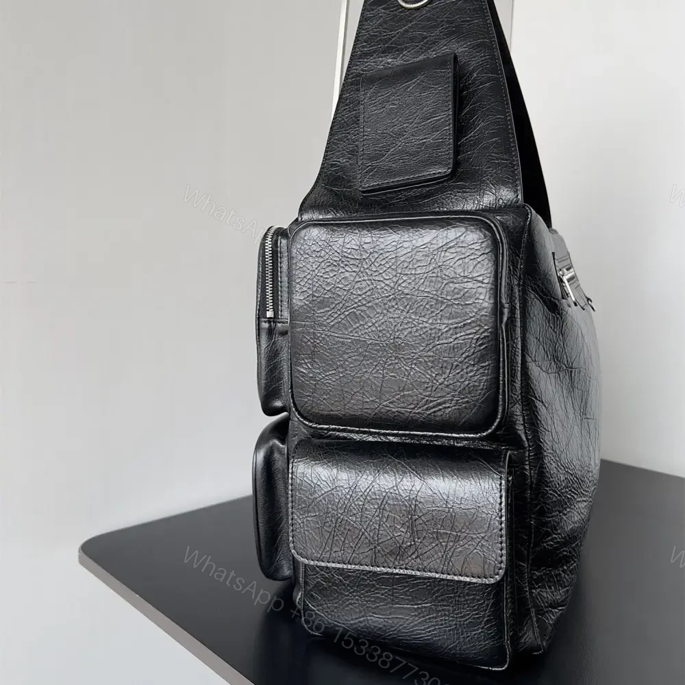 View 3 of 高仿BalenciagaSuperbusy系列復古工裝單肩包