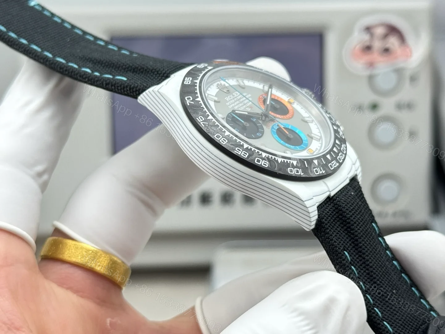 View 5 of Rolex Daytona Grey Carbon Fiber Replica 40MM Premium Black Fabric Strap RG-DAYTONA-GREY-CF-40