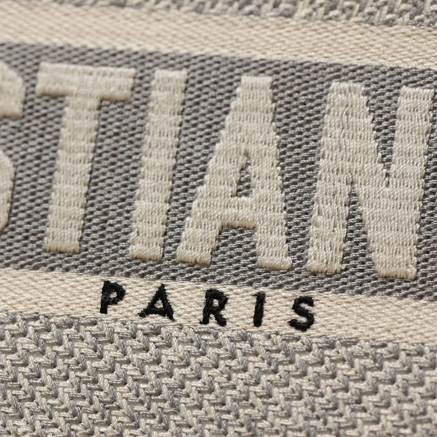 View 9 of 高仿Dior*BookTote系列茹伊刺繡灰色L免檢版