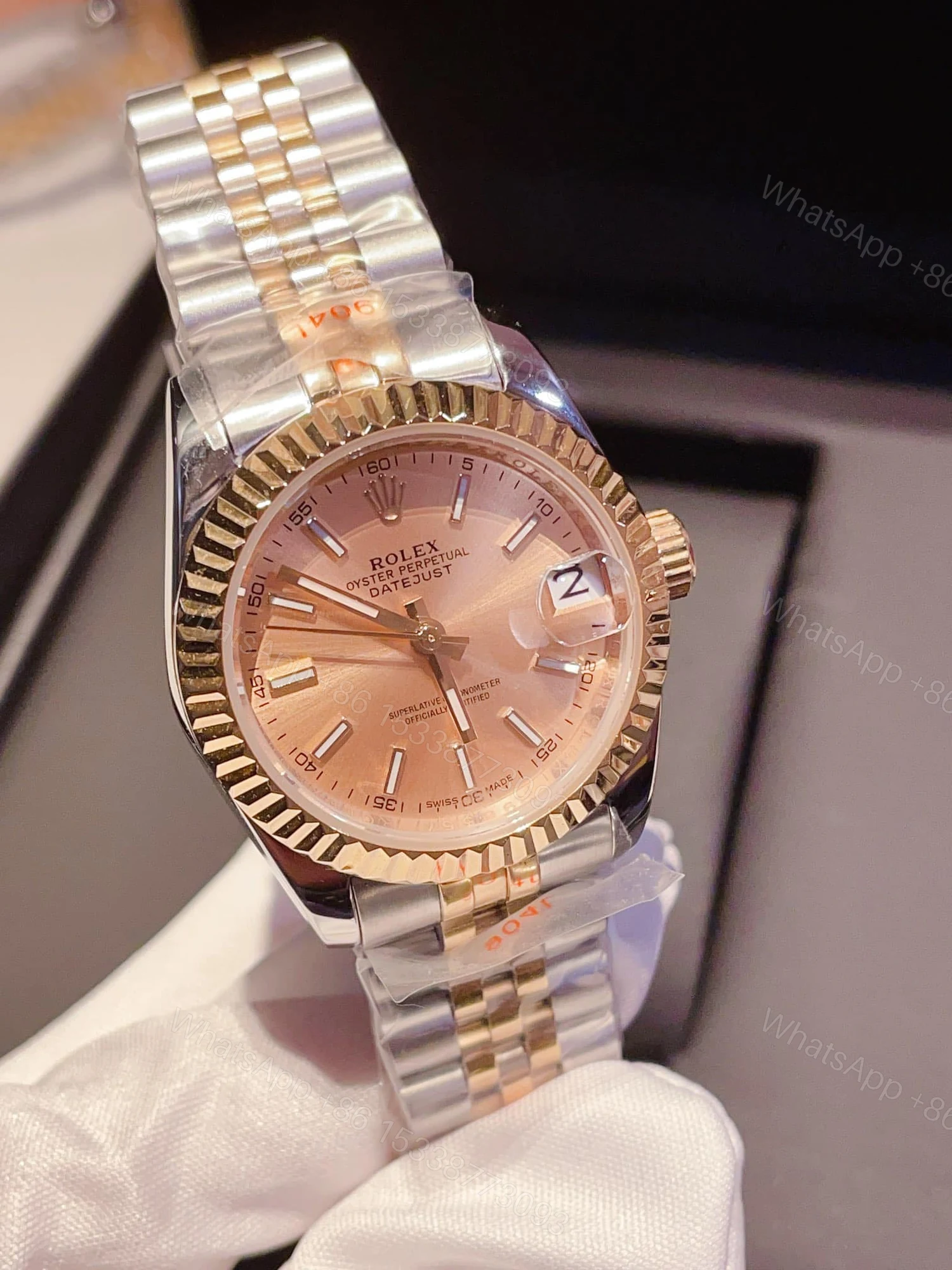 View 2 of Rolex Datejust 31 Gold In Pink 40Mm