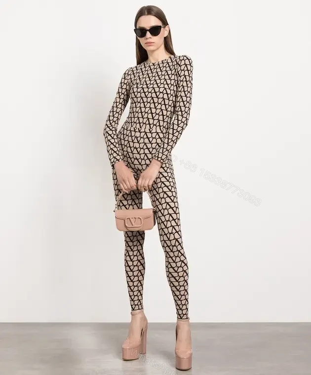 VALENTINO — view 1