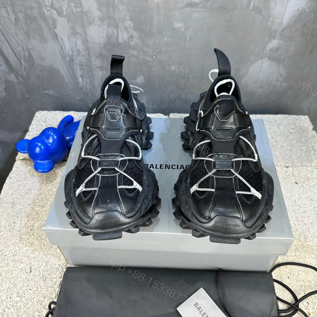 Balenciaga 高仿男士黑色登山鞋風運動鞋 厚底耐穿全黑設計 — view 1