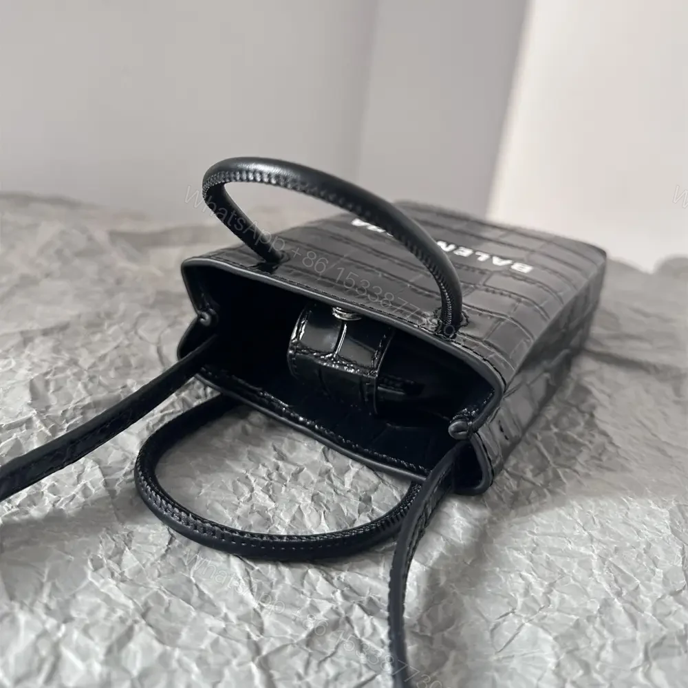 View 6 of 高仿Balenciaga迷你Tote包系列壓印皮黑色
