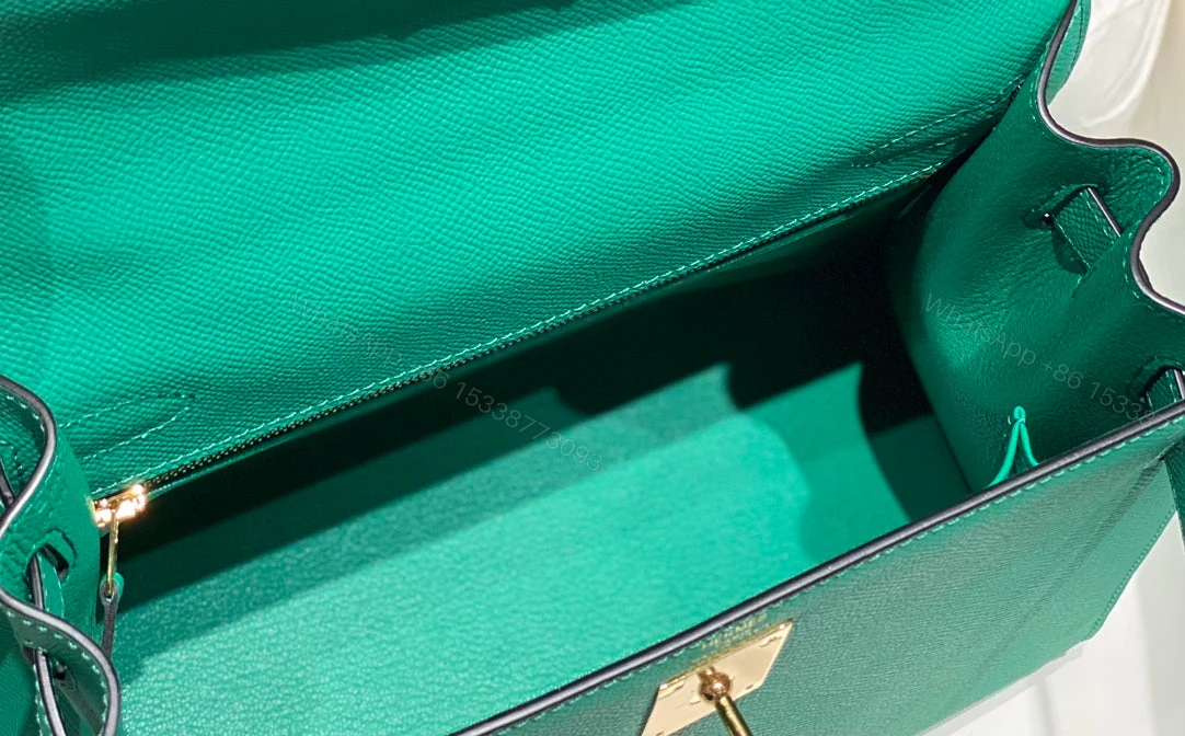 View 7 of KELLY 28CM IN VERT VERTIGO EPSOM CALFSKIN GOLD HARDWARE